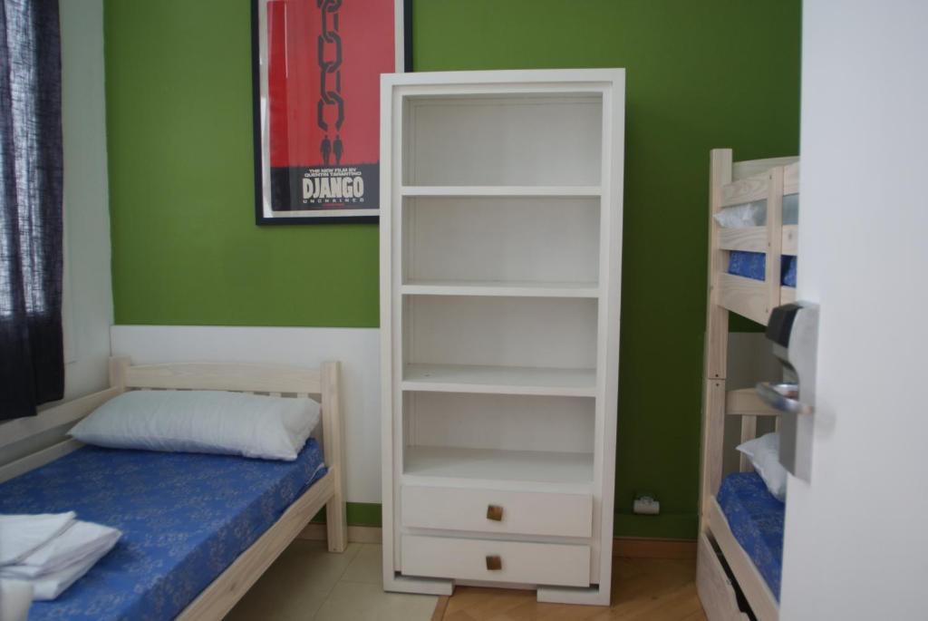 Hip Hostal